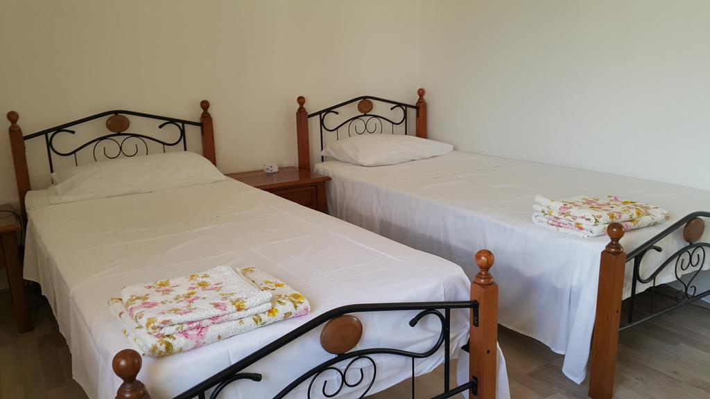 Dalia 5 Apartment Paphos Eksteriør bilde